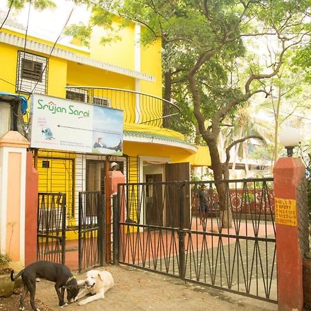 Srujan Sarai Service Apartment Bombay Exterior foto