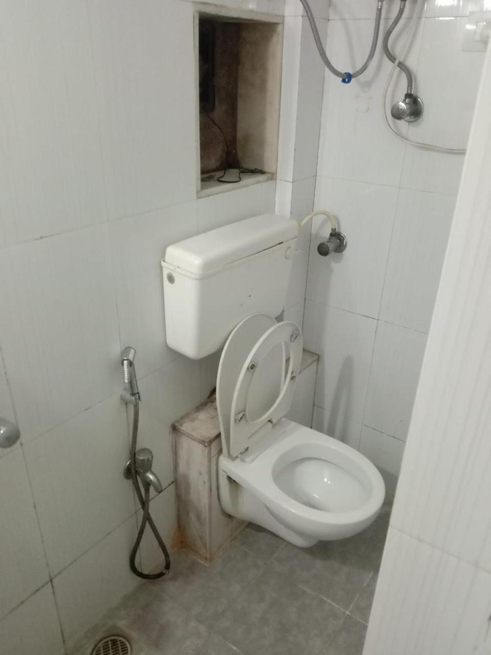 Srujan Sarai Service Apartment Bombay Exterior foto